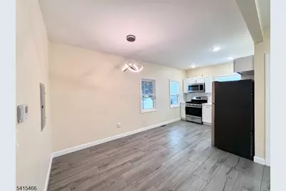 58 S 21st St, Kenilworth, NJ 07033 - Photo 14