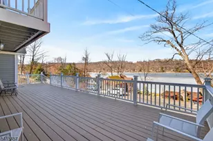 49 Birch Pkwy, Byram Township, NJ 07871 - Photo 8