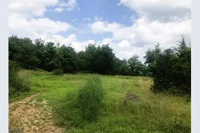 6 Columbus Ave, Totowa, NJ 07512 - Photo 4