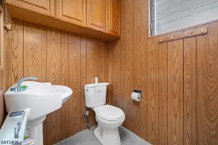 8 Cornell Way, Hopatcong, NJ 07843 - Photo 6