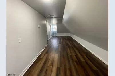 55 Treacy Ave, Newark, NJ 07108 - Photo 4