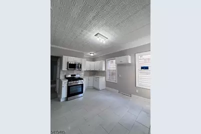 18 Eagle Ave #2, Paterson, NJ 07503 - Photo 4