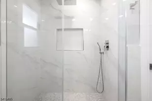 475 Cedar Ln, Paramus, NJ 07652 - Photo 18