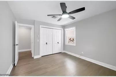 475 Cedar Ln, Paramus, NJ 07652 - Photo 16