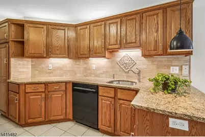 69 Turnberry Rd #2A, Little Falls Township, NJ 07424 - Photo 10