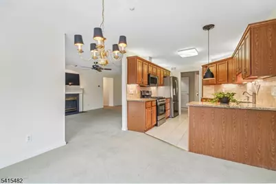 69 Turnberry Rd #2A, Little Falls Township, NJ 07424 - Photo 12