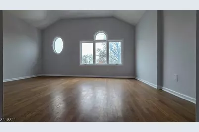 830 E Curtis St, Linden, NJ 07036 - Photo 16