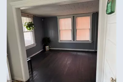 13 Emerson Pl, Newark, NJ 07114 - Photo 2