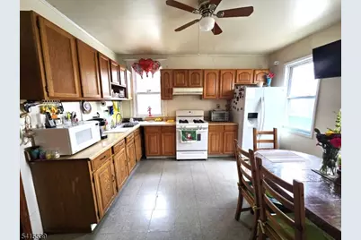 445 Marshall St, Paterson, NJ 07503 - Photo 4