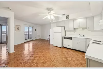 41-51 Wilson Ave #5 k, Newark, NJ 07105 - Photo 4