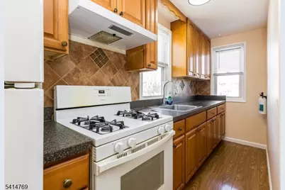 182 Pierre Ave, Garfield, NJ 07026 - Photo 6