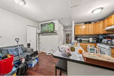 747 757 N Broad St, Elizabeth, NJ 07208 - Photo 4