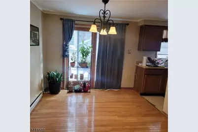 8 N Governor Haines St, Hamburg, NJ 07419 - Photo 4