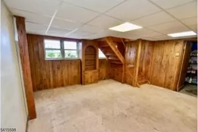 21 Grandview Ave, Jefferson Township, NJ 07460 - Photo 6