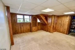 21 Grandview Ave, Jefferson Township, NJ 07460 - Photo 6