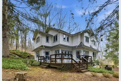 4 Emmet Roche Dr, Montville Township, NJ 07005 - Photo 1