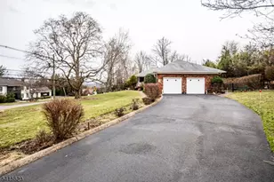 41 Orchard Pl, Hawthorne, NJ 07506 - Photo 36