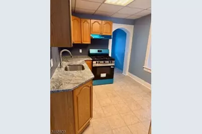 70 Schultz Ave, Phillipsburg, NJ 08865 - Photo 6