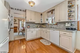 14 Ramsey Rd, Clinton Township, NJ 08833 - Photo 18