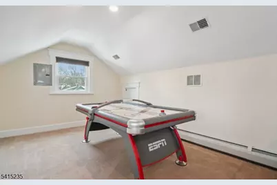 10 Otsego Rd, Verona, NJ 07044 - Photo 36