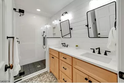 49 Norwood Ave, Summit, NJ 07901 - Photo 20