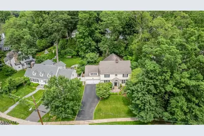 49 Norwood Ave, Summit, NJ 07901 - Photo 34