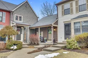 104 Wood Duck Ct, Allamuchy Township, NJ 07840 - Photo 2