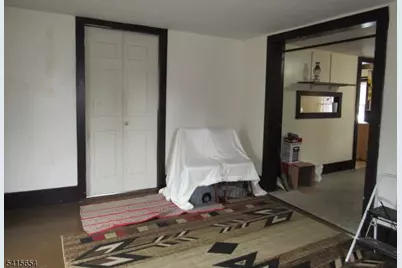 17 Lackawanna St, Hampton Boro, NJ 08827 - Photo 6