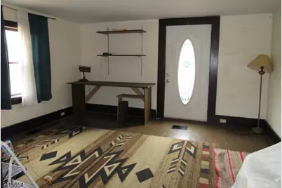 17 Lackawanna St, Hampton Boro, NJ 08827 - Photo 4