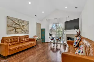 1004 Cypress Ln, East Brunswick Township, NJ 08816 - Photo 8