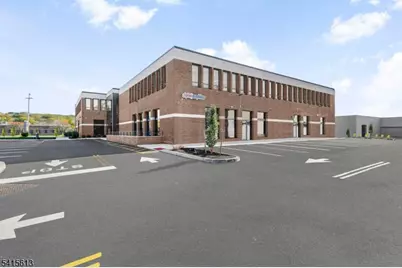 1 Lethbridge Plz, Mahwah, NJ 07430 - Photo 1