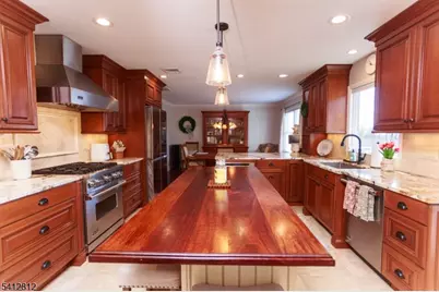 4 Victoria Dr, Mount Olive, NJ 07836 - Photo 18