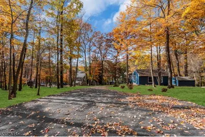 2 Oneida Ave, Hopatcong, NJ 07843 - Photo 42