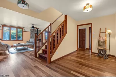 2 Oneida Ave, Hopatcong, NJ 07843 - Photo 6