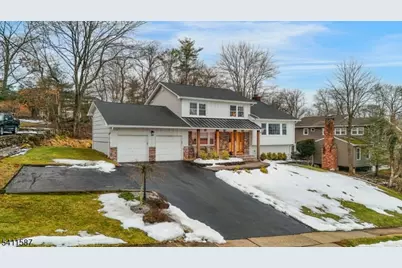 10 Winonah Ave, Wayne, NJ 07470 - Photo 2