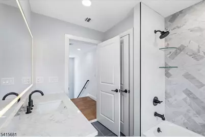 34 Zazzetti St, Waldwick, NJ 07463 - Photo 16