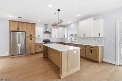 34 Zazzetti St, Waldwick, NJ 07463 - Photo 10