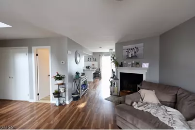 4 Sickle St, Dover, NJ 07801 - Photo 32