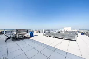 1 Carriage City Plz, Rahway, NJ 07065 - Photo 16