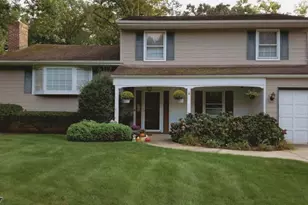 19 Berkeley Terrace, Livingston, NJ 07039 - Photo 1