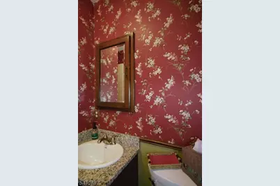 19 Berkeley Ter, Livingston, NJ 07039 - Photo 28