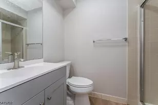 107 Huckleberry Ct, Readington, NJ 08887 - Photo 4