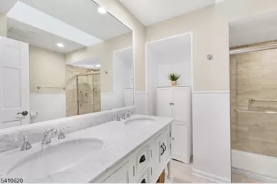 35 Roberts Cir, Bernards Township, NJ 07920 - Photo 22