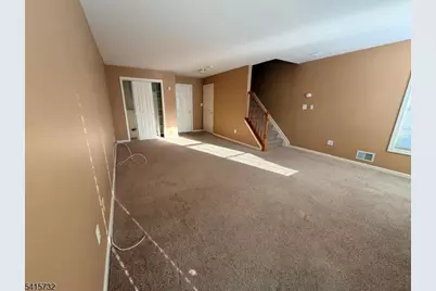 323 Wilshire Dr, Nutley, NJ 07110 - Photo 6