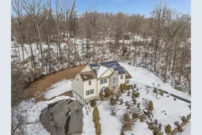 3 Elk Ridge Rd, Lebanon Township, NJ 07830 - Photo 2