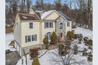 3 Elk Ridge Rd, Lebanon Township, NJ 07830 - Photo 1