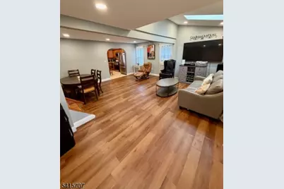 24 Hollywood Ave, Hillside, NJ 07205 - Photo 4