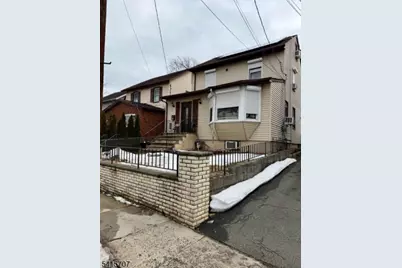 24 Hollywood Ave, Hillside, NJ 07205 - Photo 2