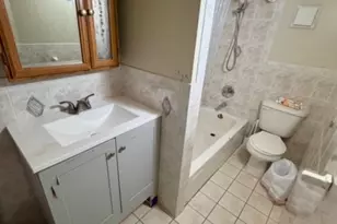 24 Hollywood Ave, Hillside, NJ 07205 - Photo 20