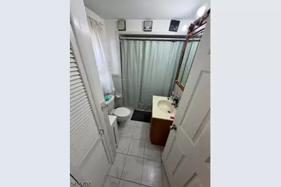 24 Hollywood Ave, Hillside, NJ 07205 - Photo 14